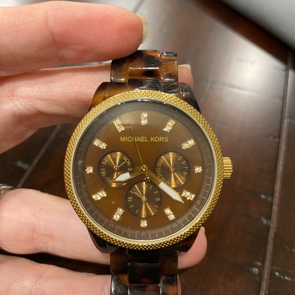 Michael Korea tortoise shell brown gold watch - Picture 2 of 5